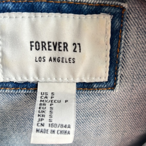 Distressed denim jacket - Picture 2 of 4